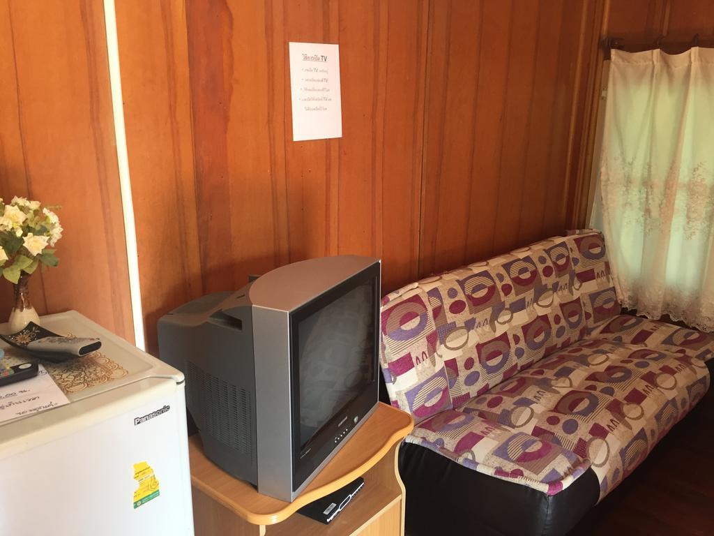 Sin U Rai Resort Ko Lan Oda fotoğraf